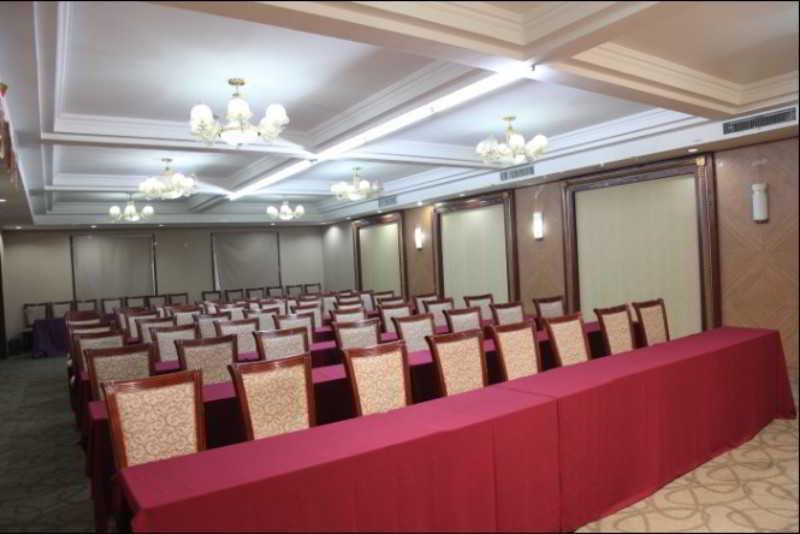 Fortune Business Hotel Qingdao Exterior foto