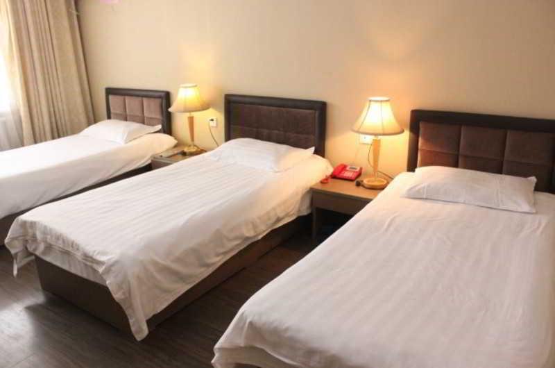Fortune Business Hotel Qingdao Exterior foto