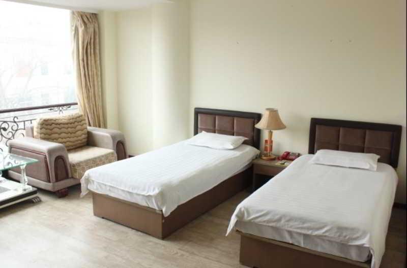 Fortune Business Hotel Qingdao Exterior foto